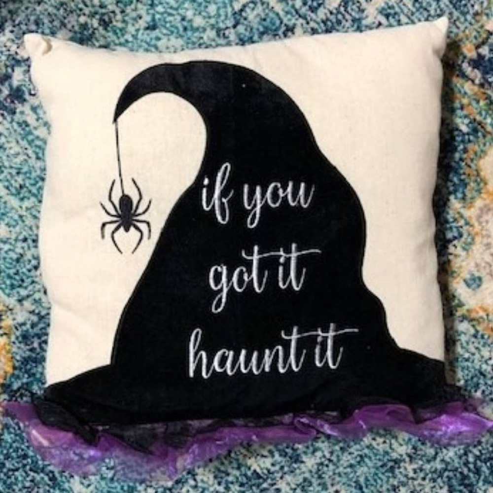 "if you got it haunt it" Halloween 15 INCH Throw Pillow NWOT